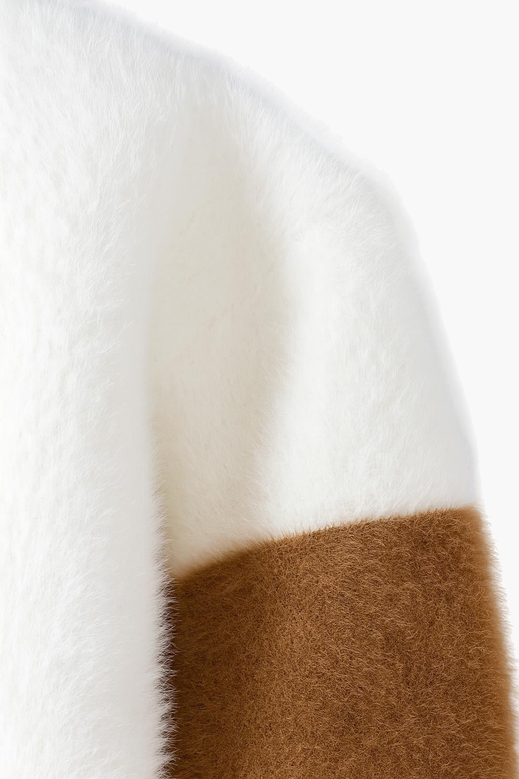 Men’s Fleece-Lined Knit Sweater – Brown Geometric Crew Neck